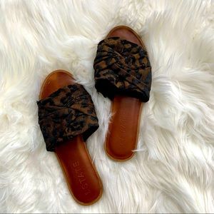 Leopard print open toe sandals